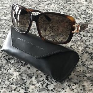 MARC by Marc Jacobs sunglasses tortoise/gold